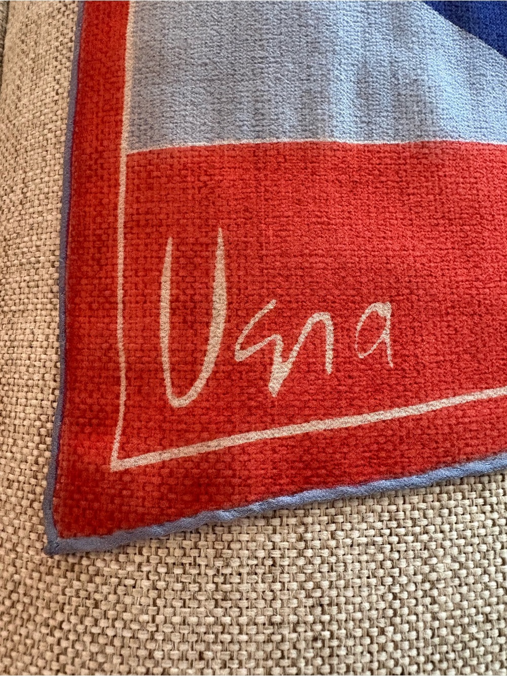 Vintage Vera Neumann scarf. 21x22. Geometric. Navy red, lavender. - Picture 6 of 7